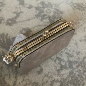 Crossbody purse light taupe